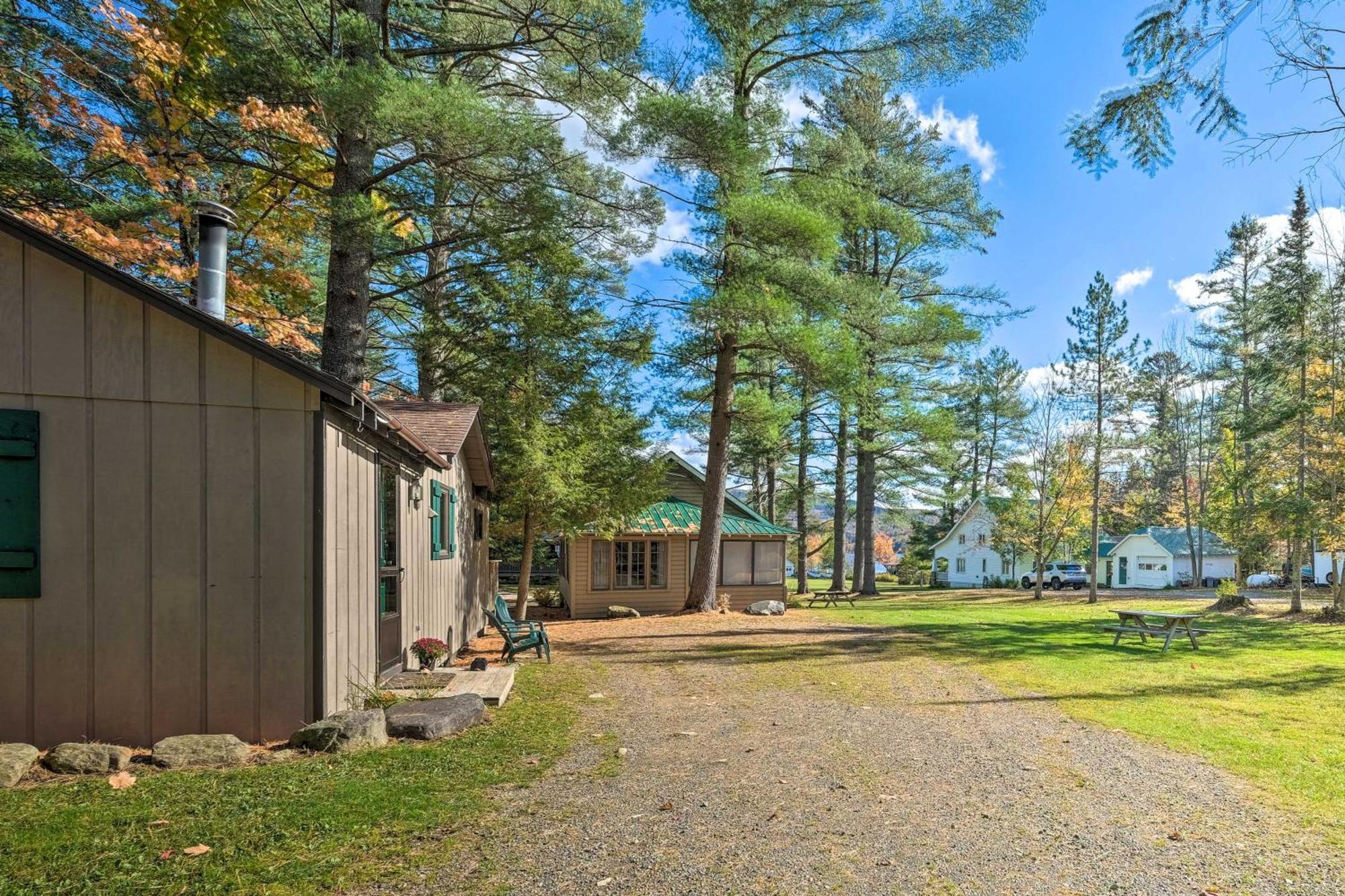 Lake Pleasant Cabin On 3 Acres With Kayaks And Beach! Екстериор снимка