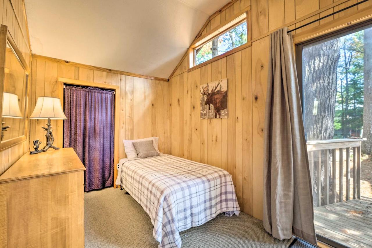 Lake Pleasant Cabin On 3 Acres With Kayaks And Beach! Екстериор снимка